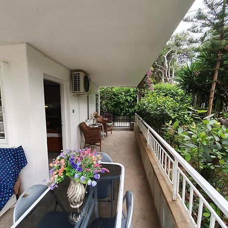 Sea & City Mary'S Residence Athen Exterior foto